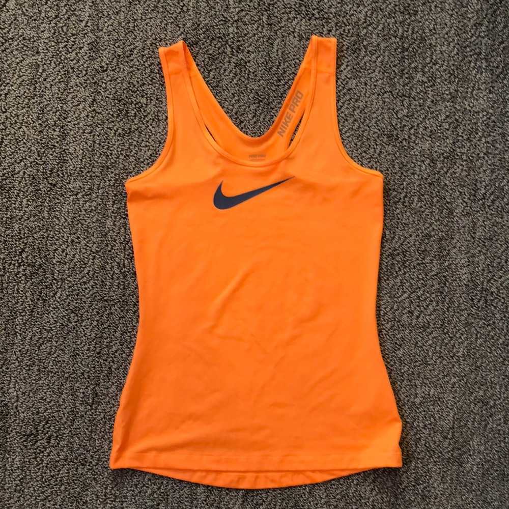 Nike Pro tank top